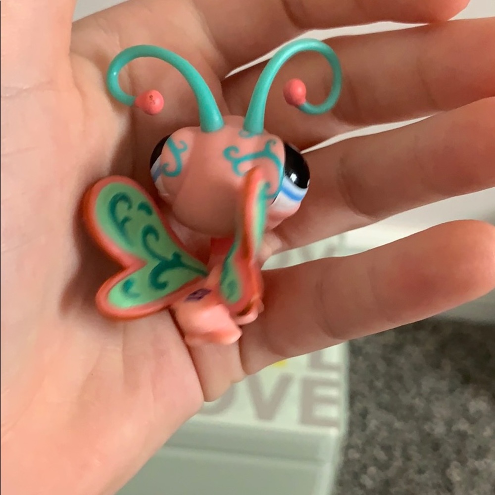 LPS 🦋 - Picture 2 of 6